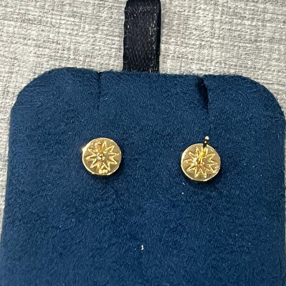 Starburst Stud Earrings - Picture 5 of 5